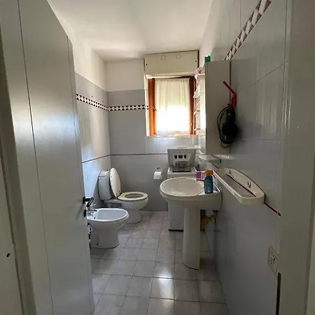 Pm 15 Via Liguria Διαμέρισμα
